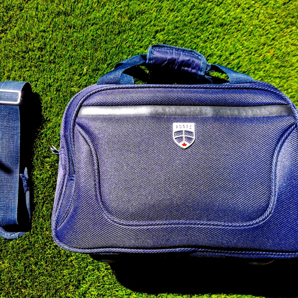Roots carry on bag (fit 13inches laptop)